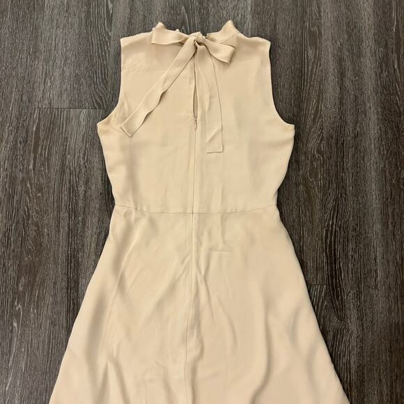 Theory 100% Silk Sleeveless Tie Back Midi Dress High Low Hem Nude Beige Elegant - Picture 9 of 16